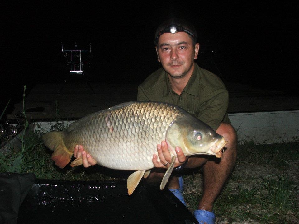 2012 - Lates cu prietenii - 548463_407503912650149_974827116_n.jpg